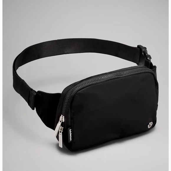 Lululemon everywhere belt bag large NWT - Picture 2 of 9